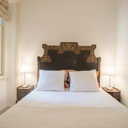 Apartamento 3 Bedroom In Sacadura Cabral