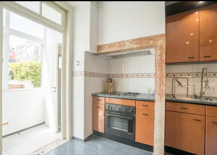 3 Bedroom In Sacadura Cabral Apartmán Lisboa